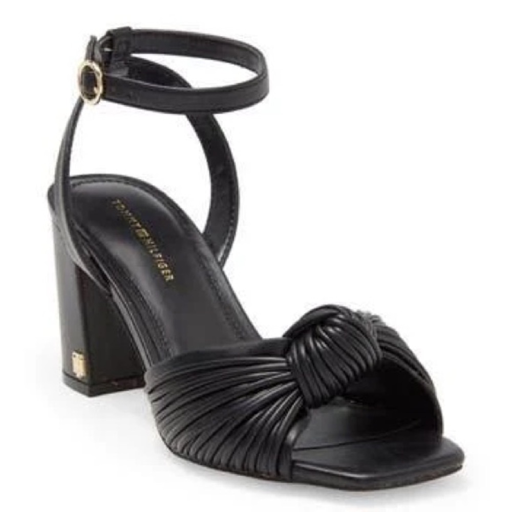 TOMMY HILFIGER • Sarifina Knotted Strap Block Heel Sandals 9.5 w/ Box NWT
